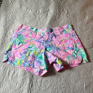 Lilly Pulitzer pull on shorts